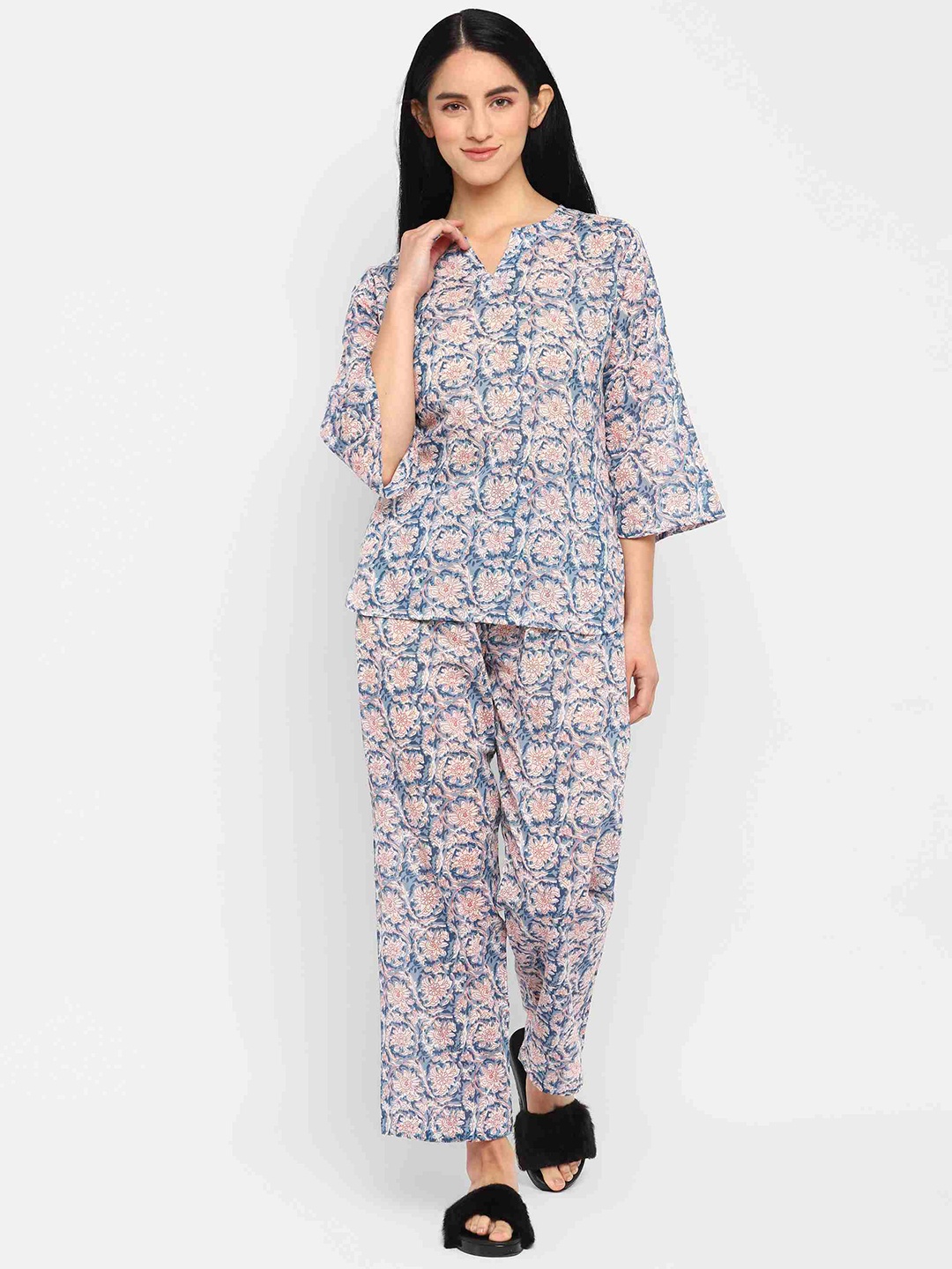 

shopbloom Women Floral Printed Pure Cotton Night Suit, Blue
