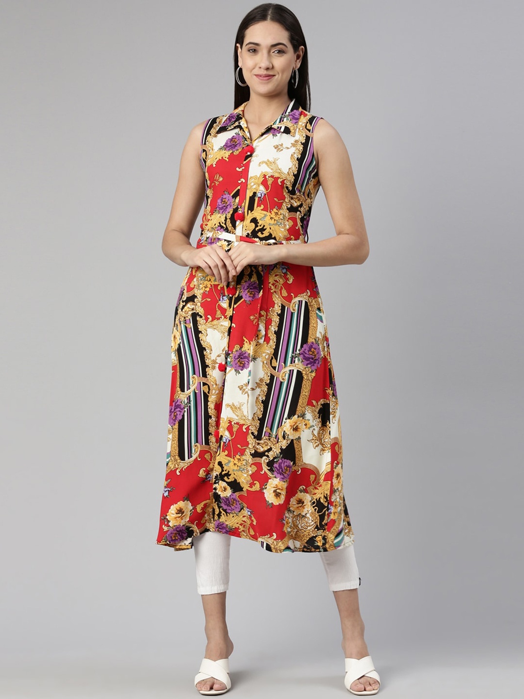 

Neerus Women Quirky Printed Kurta, Red