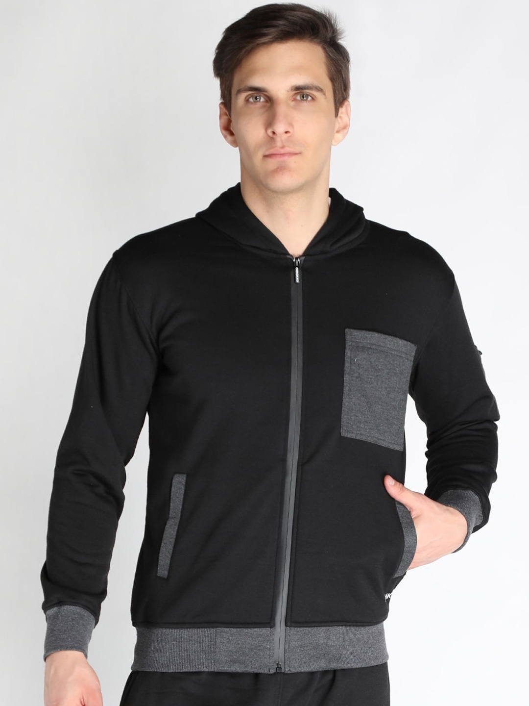 

CHKOKKO Men Solid Hooded Outdoor Sporty Jacket, Black