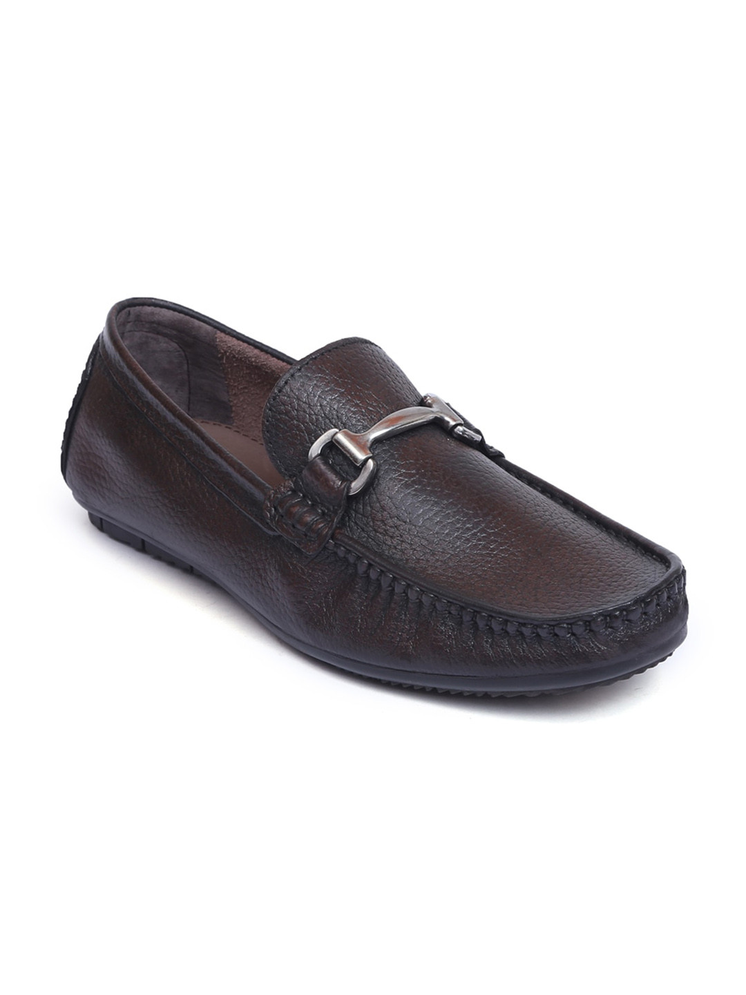 

Zoom Shoes Men Textured Lightweight Buckle Detail Leather Loafers, Brown