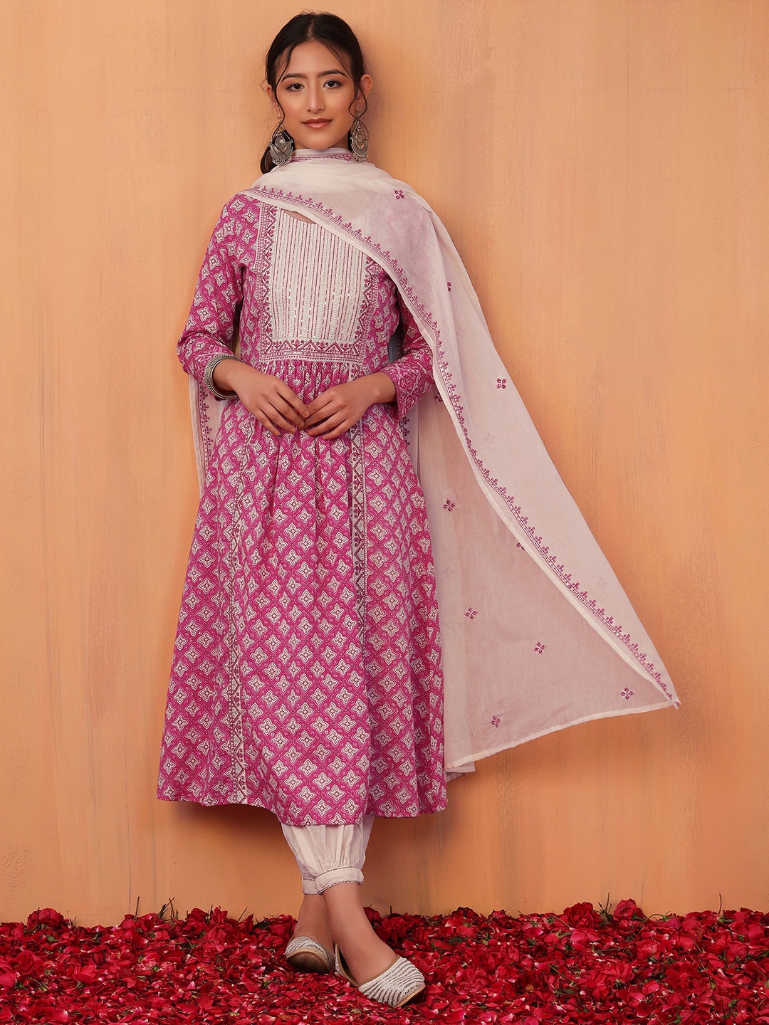 

INDYA Ethnic Motifs Printed Sequinned Pure Cotton Kurta with Salwar & With Dupatta, Pink