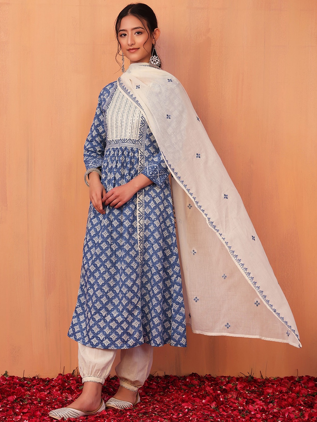 

INDYA Women Ethnic motifs Printed Pure Cotton A-Line Kurta With Trouser & Dupatta, Blue