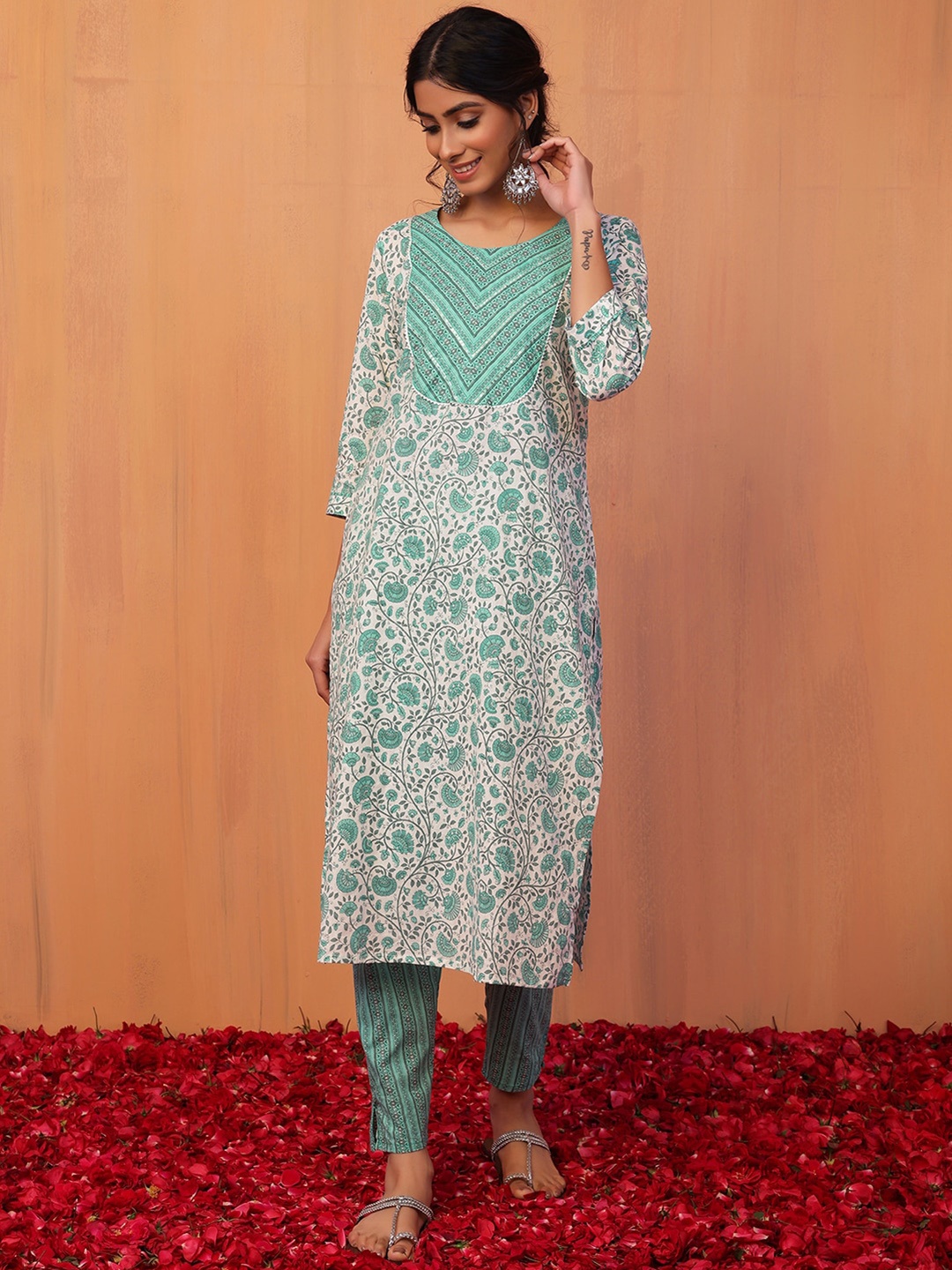 

INDYA Women Printed Round Neck Pure Cotton Kurta With Trouser, White