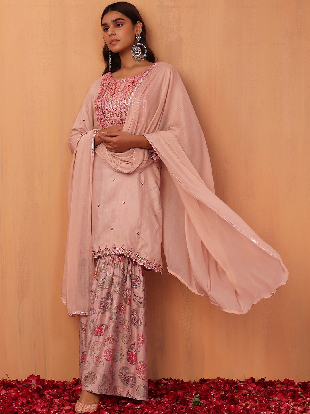 

INDYA Printed Short Kurta With Sharara & Dupatta Set, Pink