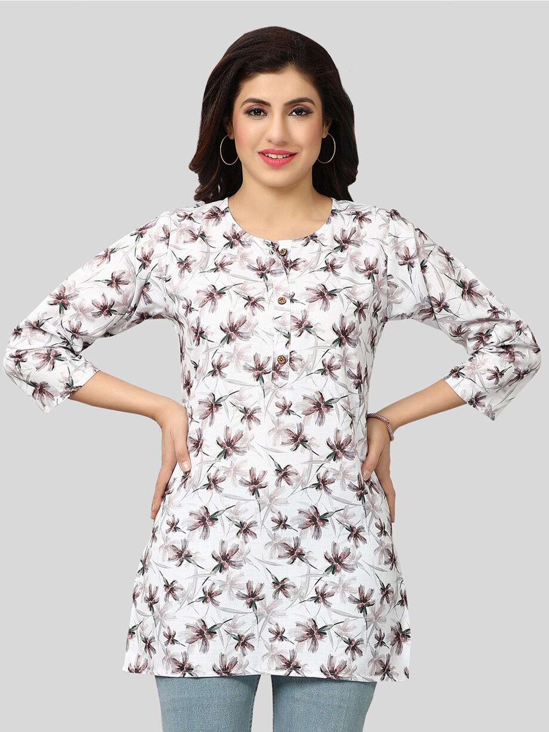 

Saree Swarg Floral Printed Kurti, White