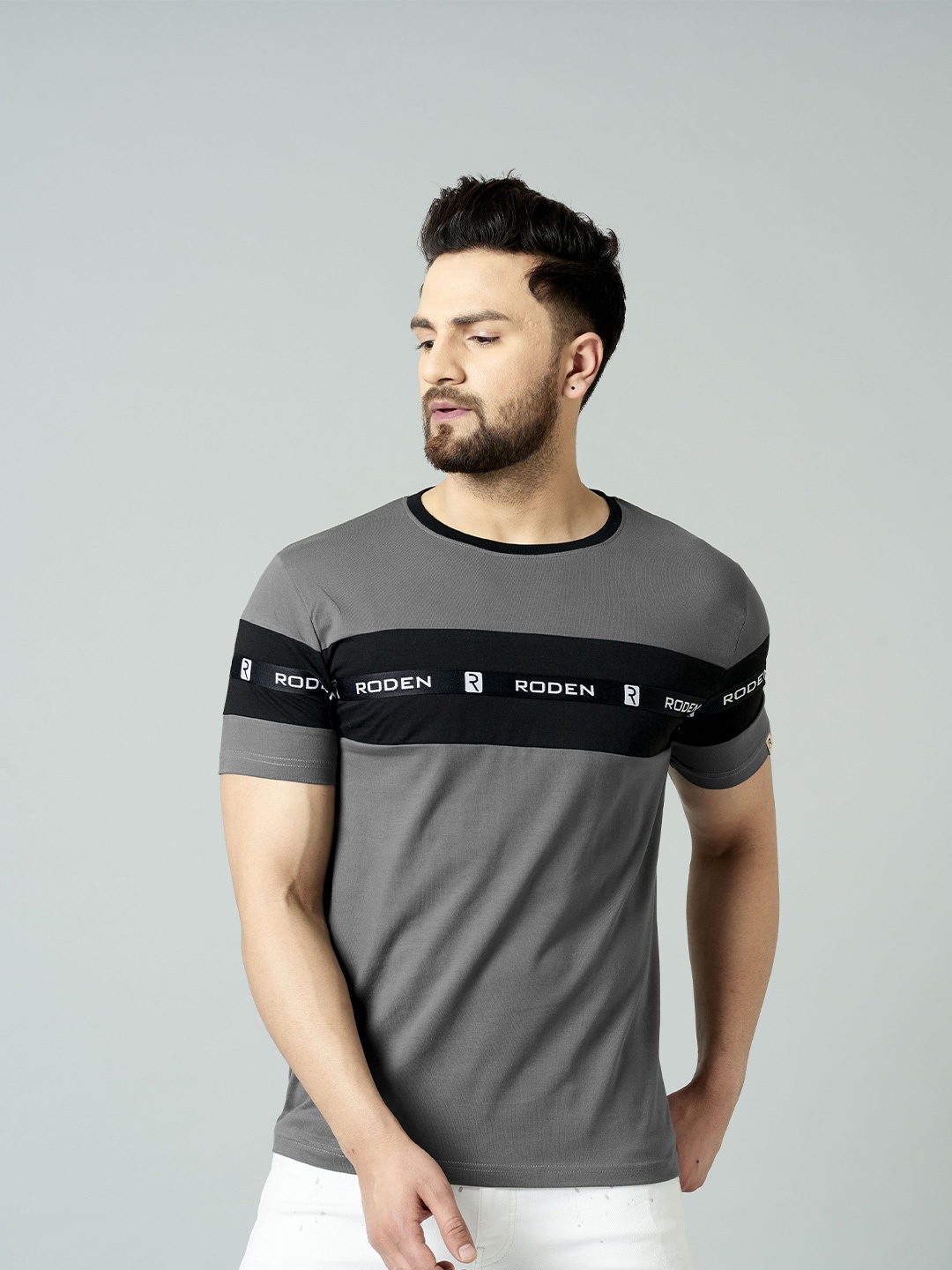 

Rodzen Men Typography Printed Pure Cotton T-shirt, Grey