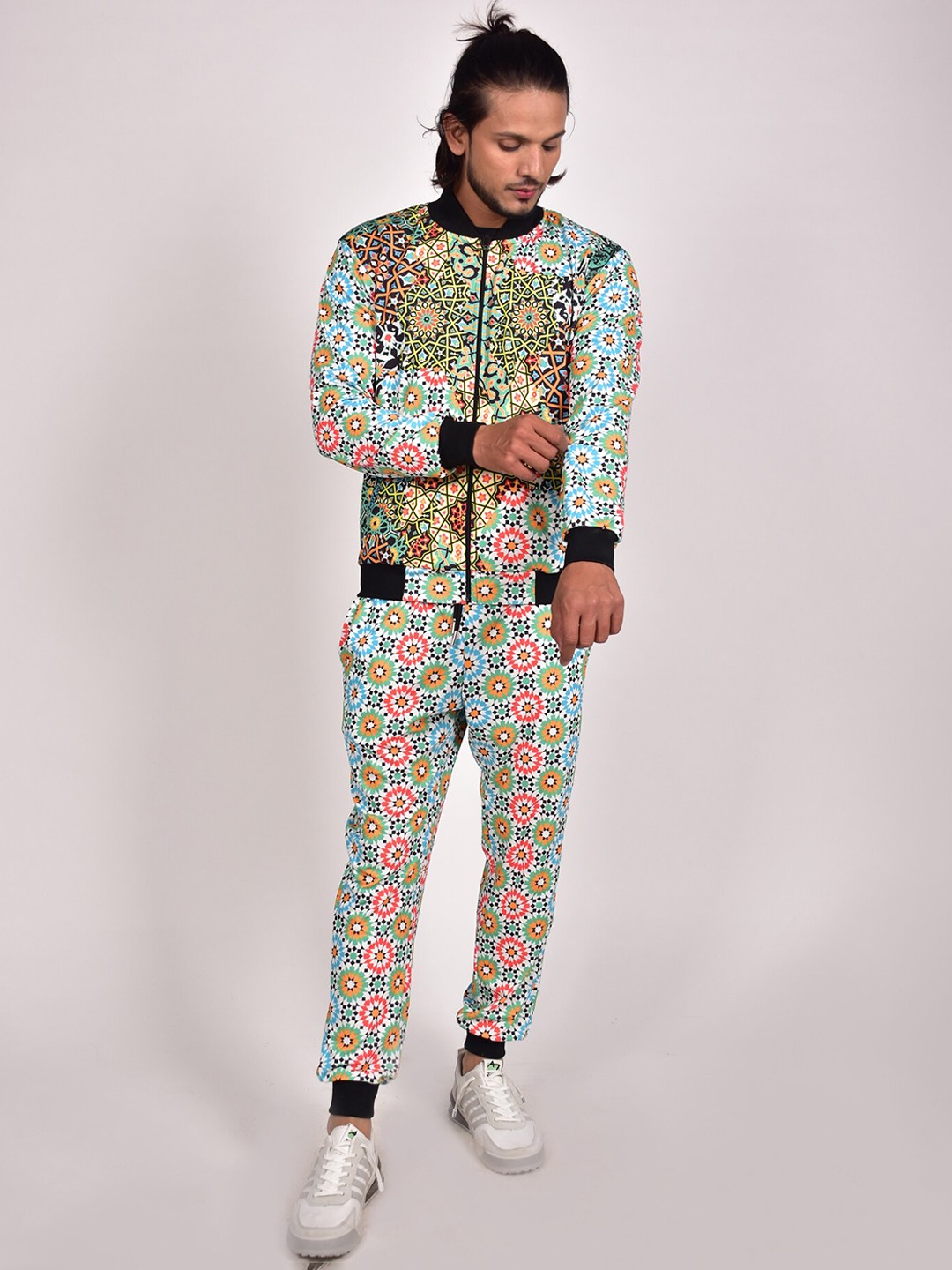 

Rajoria Instyle Men Floral Digital Printed Henley Neck Lycra Tracksuit, Blue