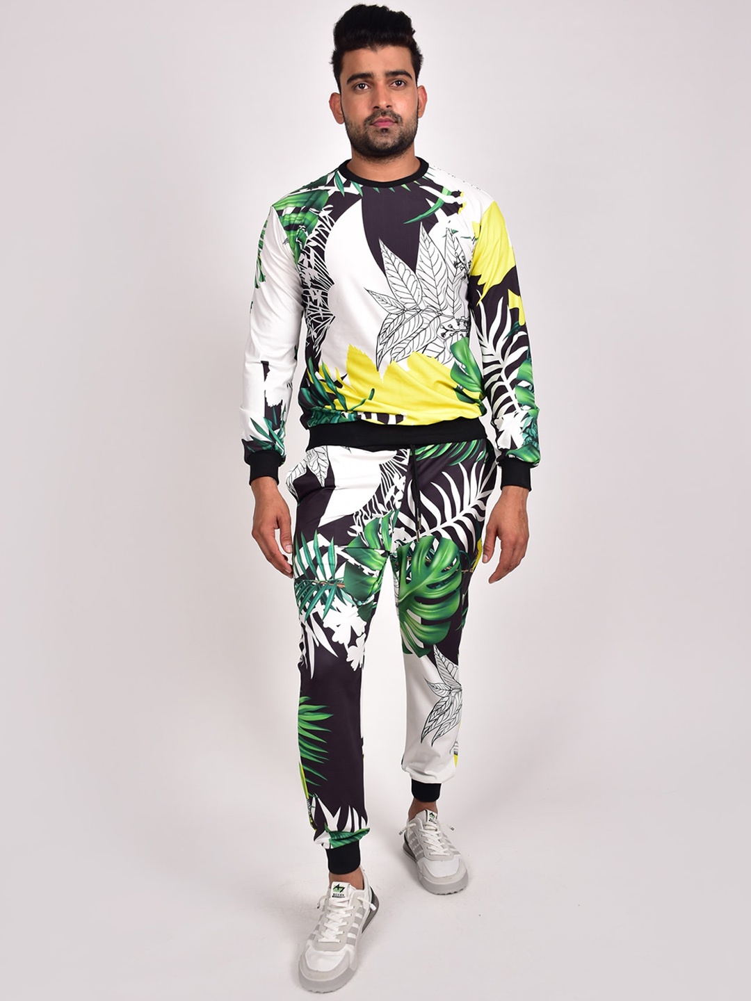 

Rajoria Instyle Men Tropical Printed Lycra Jogger Suits, White