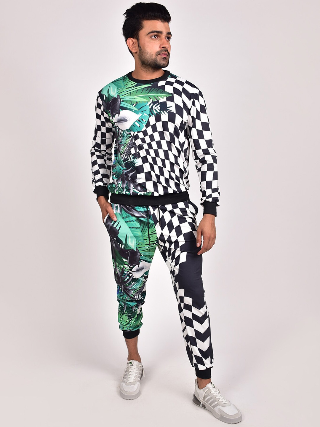 

Rajoria Instyle Men Graphic Digital Printed Lycra Tracksuit, Black