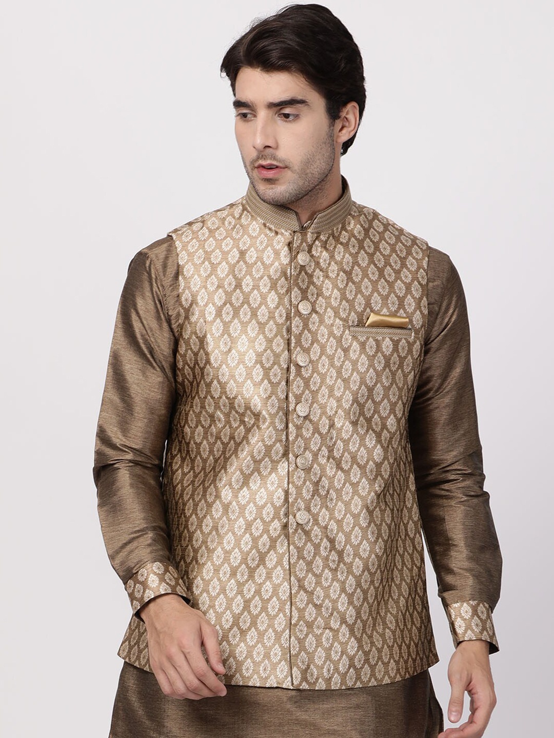 

VASTRAMAY Men Woven Designed Nehru Jacket, Gold