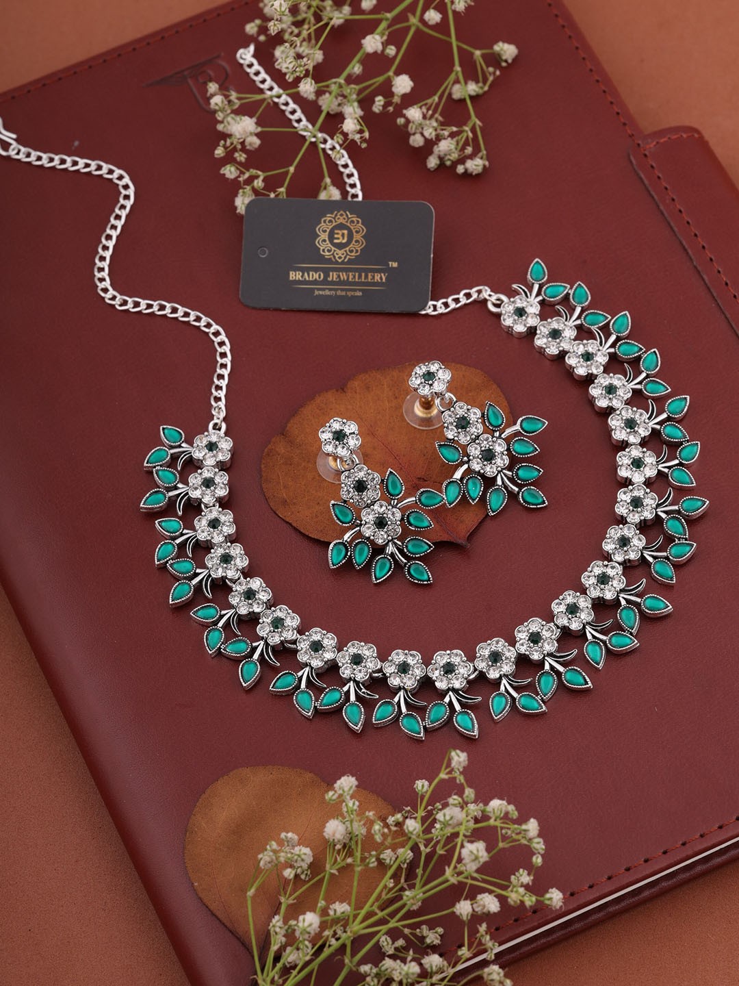 

Brado Jewellery Women Silver-Plated AD-Studded Oxidised Necklace and Earrings, Green