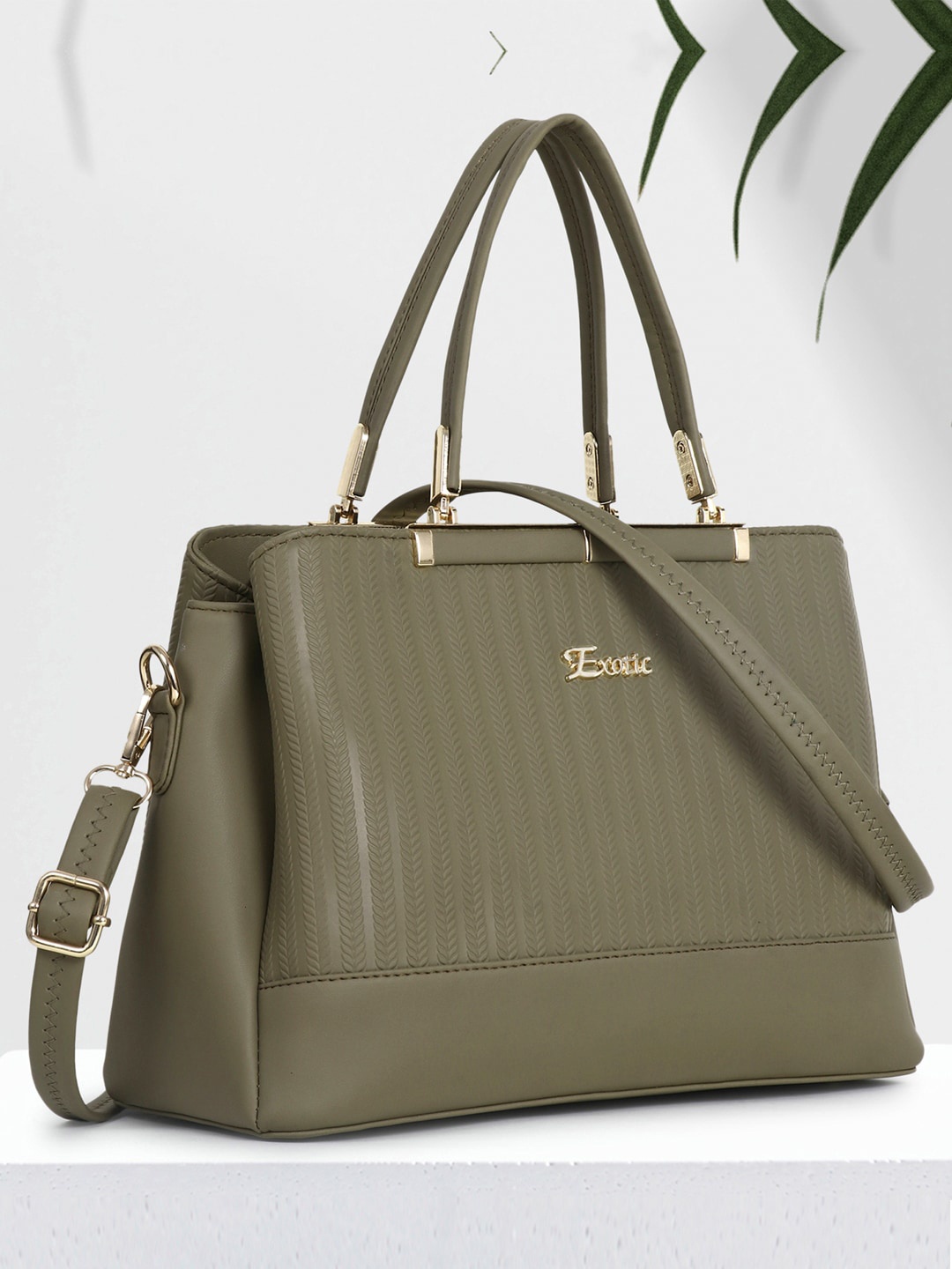 

Exotic Textured Structured Handheld Bag, Olive