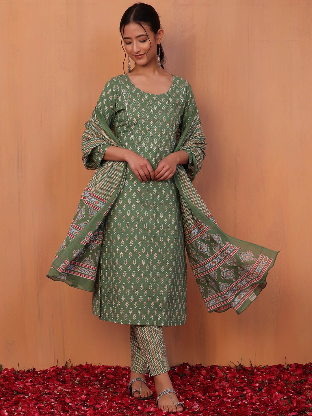 

INDYA Printed Pure Cotton Kurta with Palazzos & Dupatta, Green