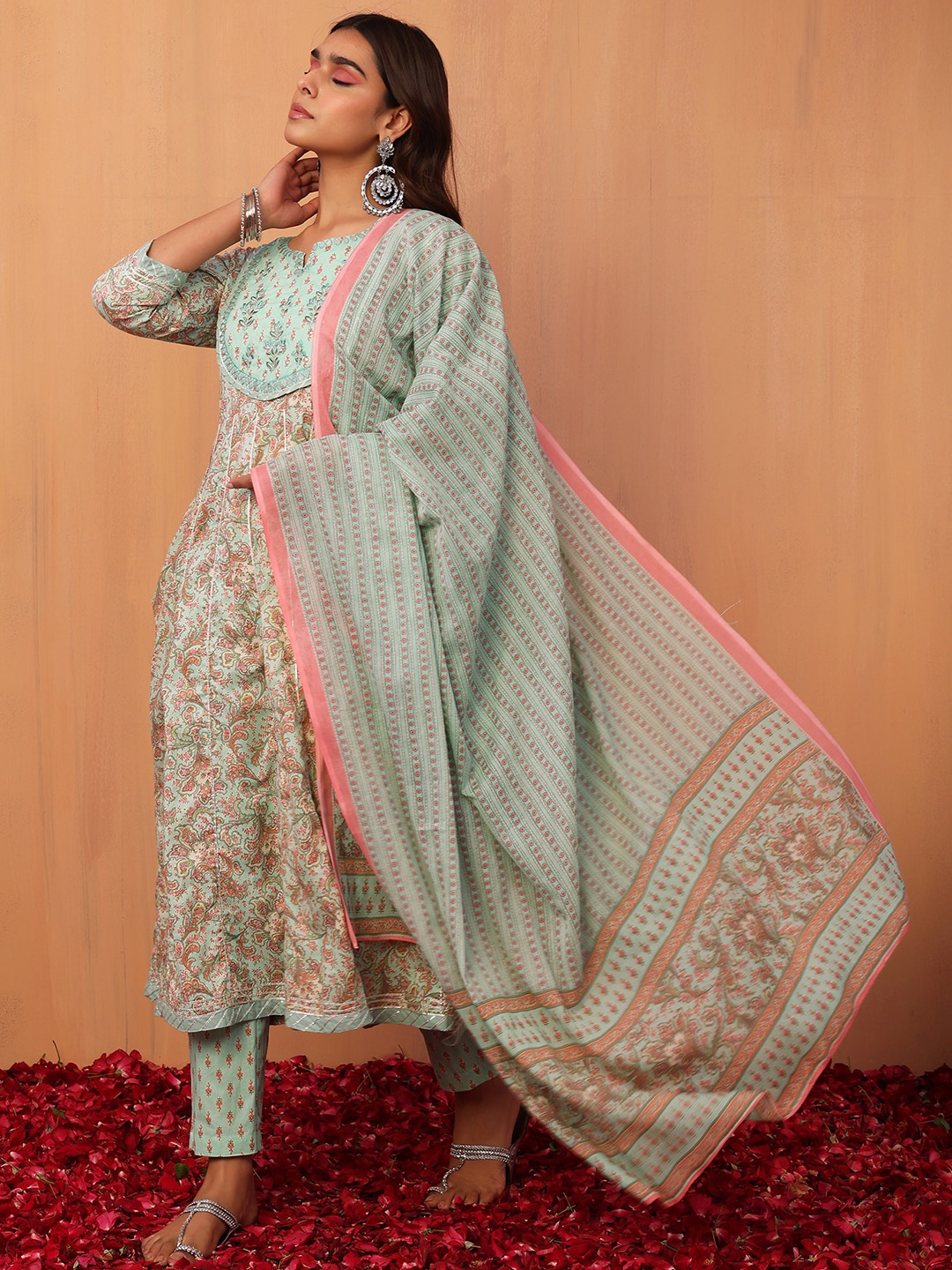 

INDYA Floral Printed Pure Cotton Anarkali Kurta With Trouser & Dupatta, Green