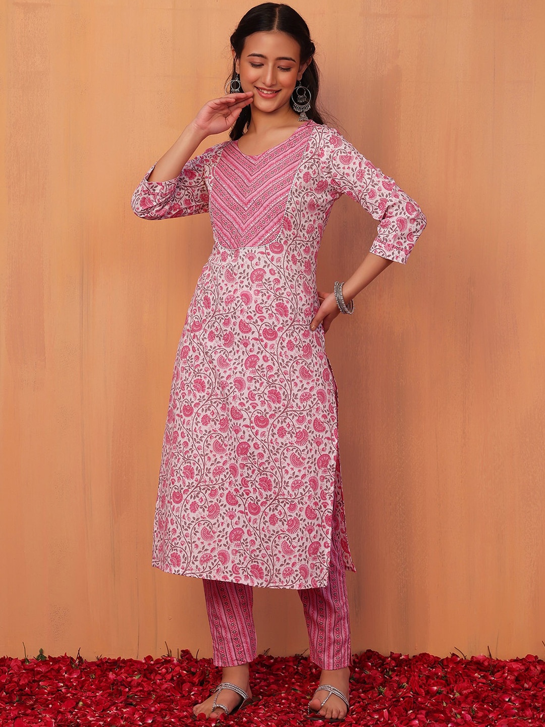

INDYA Floral Printed Pure Cotton Straight Kurta With Trouser, White