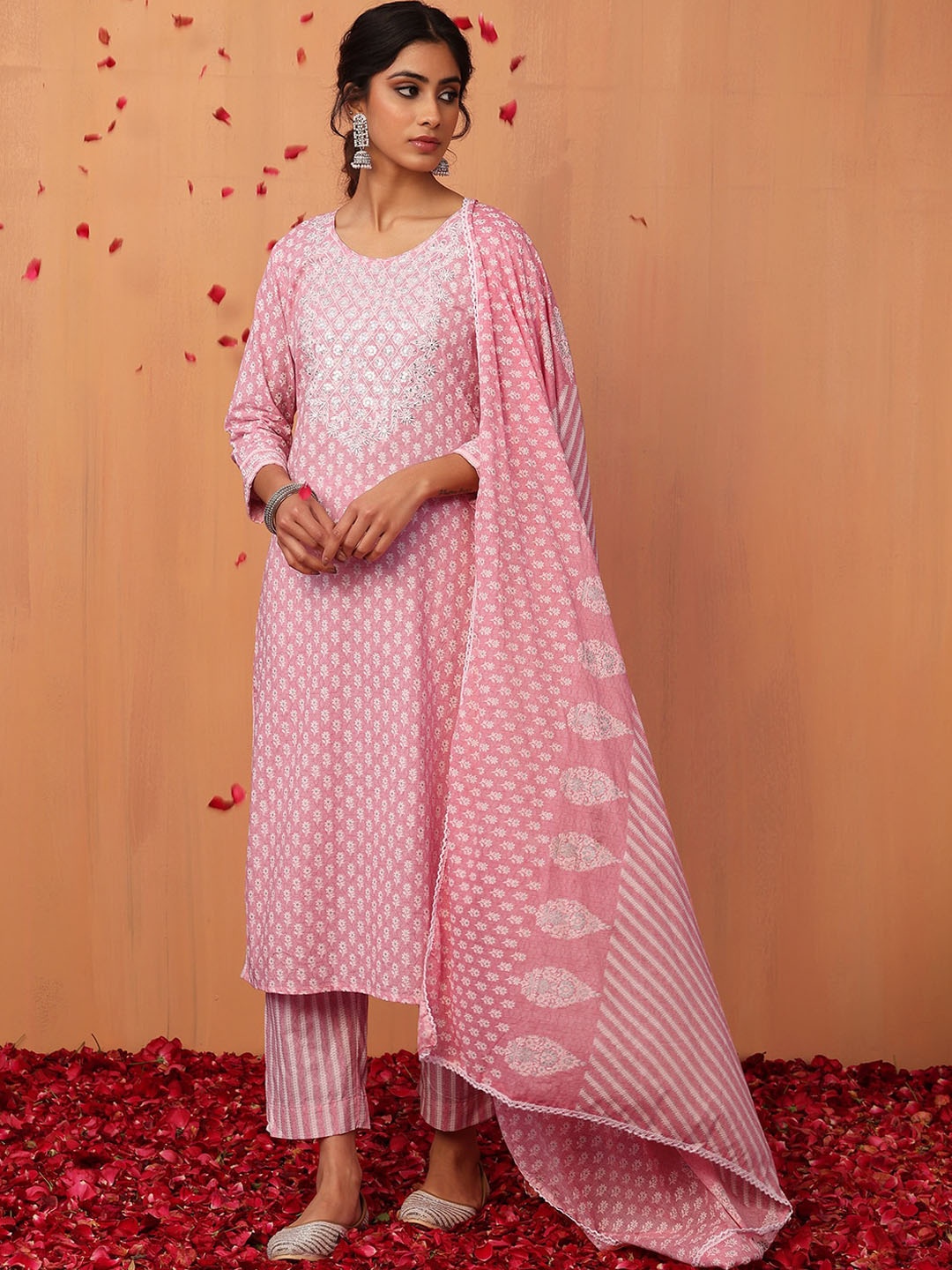 

INDYA Women Printed Pure Cotton Kurta With Trouser & Dupatta, Pink