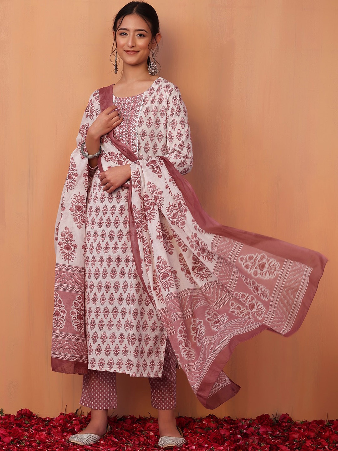 

INDYA Floral Printed Pure Cotton Kurta With Trouser & Dupatta, Pink