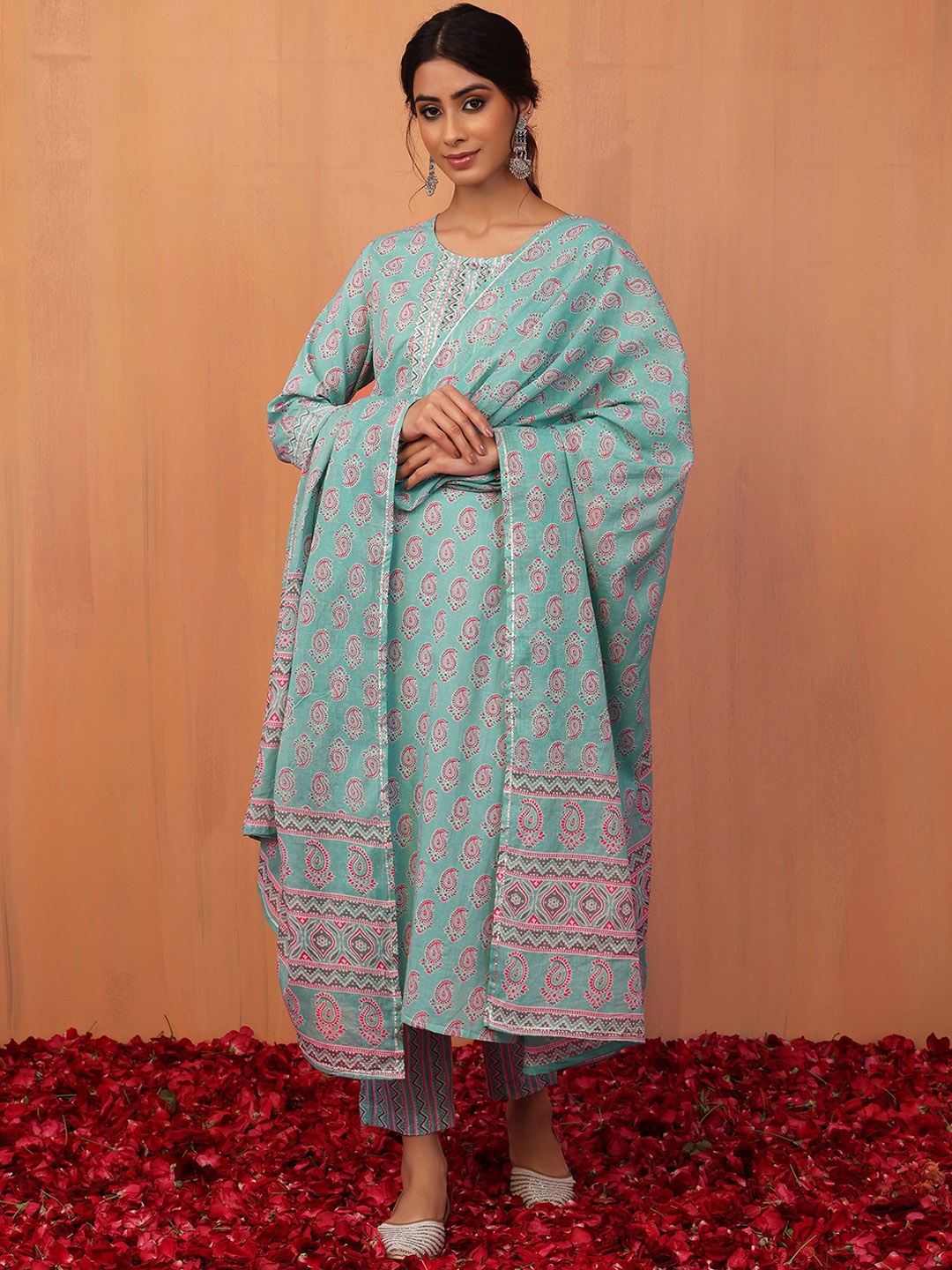 

INDYA Ethnic Motifs Printed Sequined Pure Cotton Kurta With Trouser & Dupatta, Green
