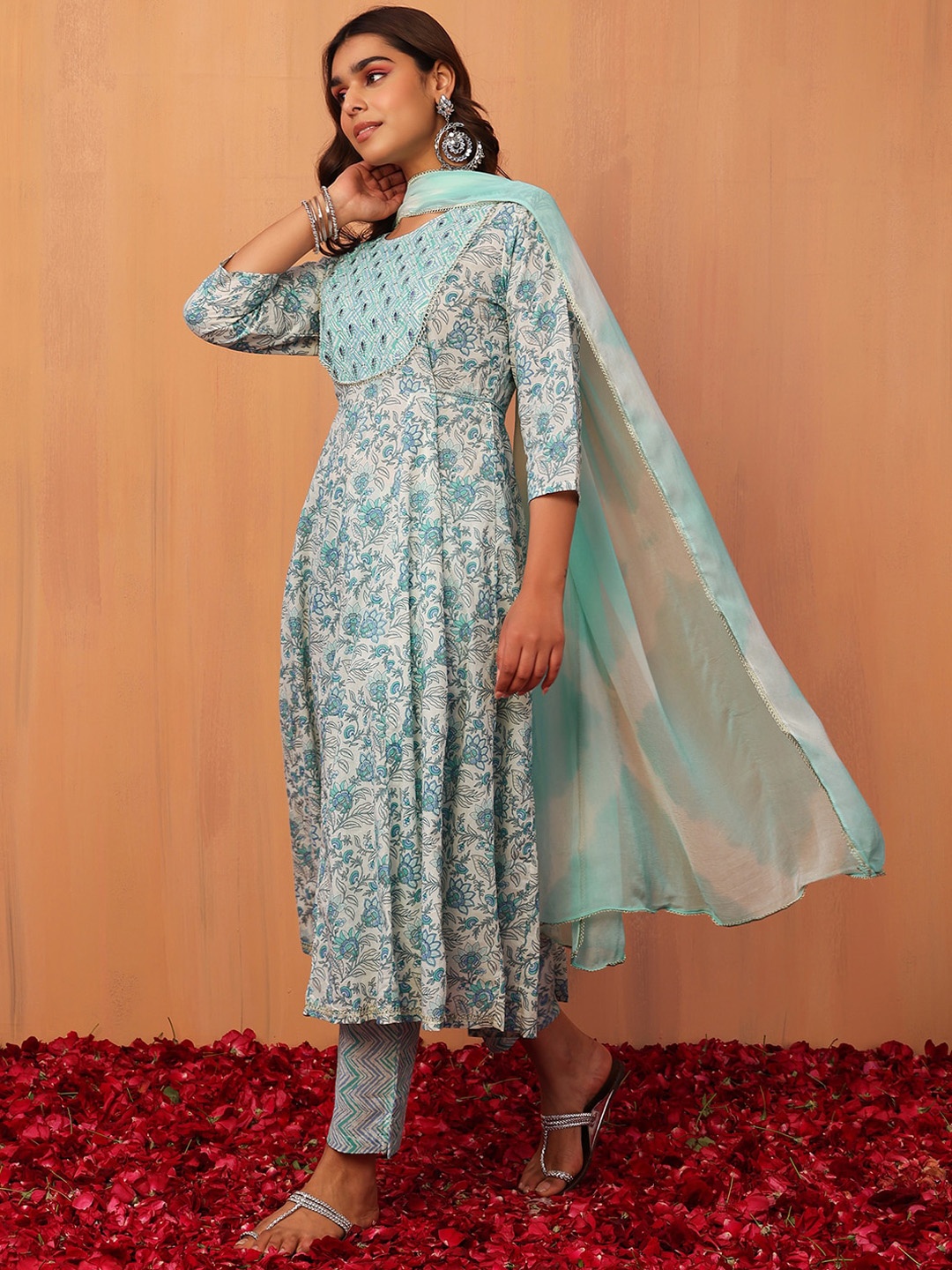 

INDYA Women Floral Printed Pure Cotton Anarkali Kurta With Trouser & Dupatta, White