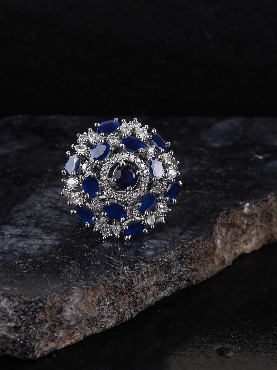 

SwaDev Silver-Plated AD-Studded Finger Ring