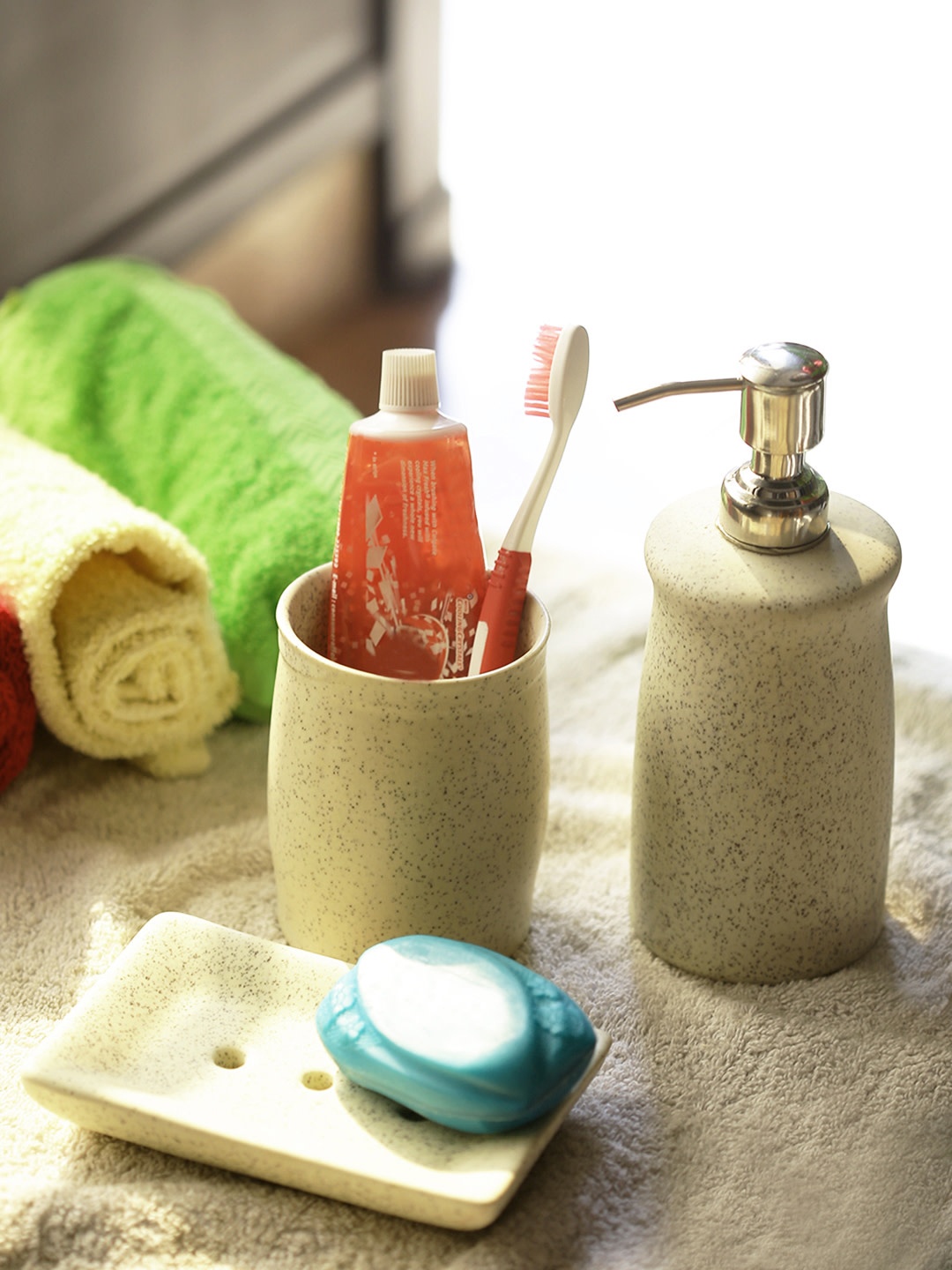 

ExclusiveLane Off-White 3 Pieces Ceramic Bathroom Accessories Set