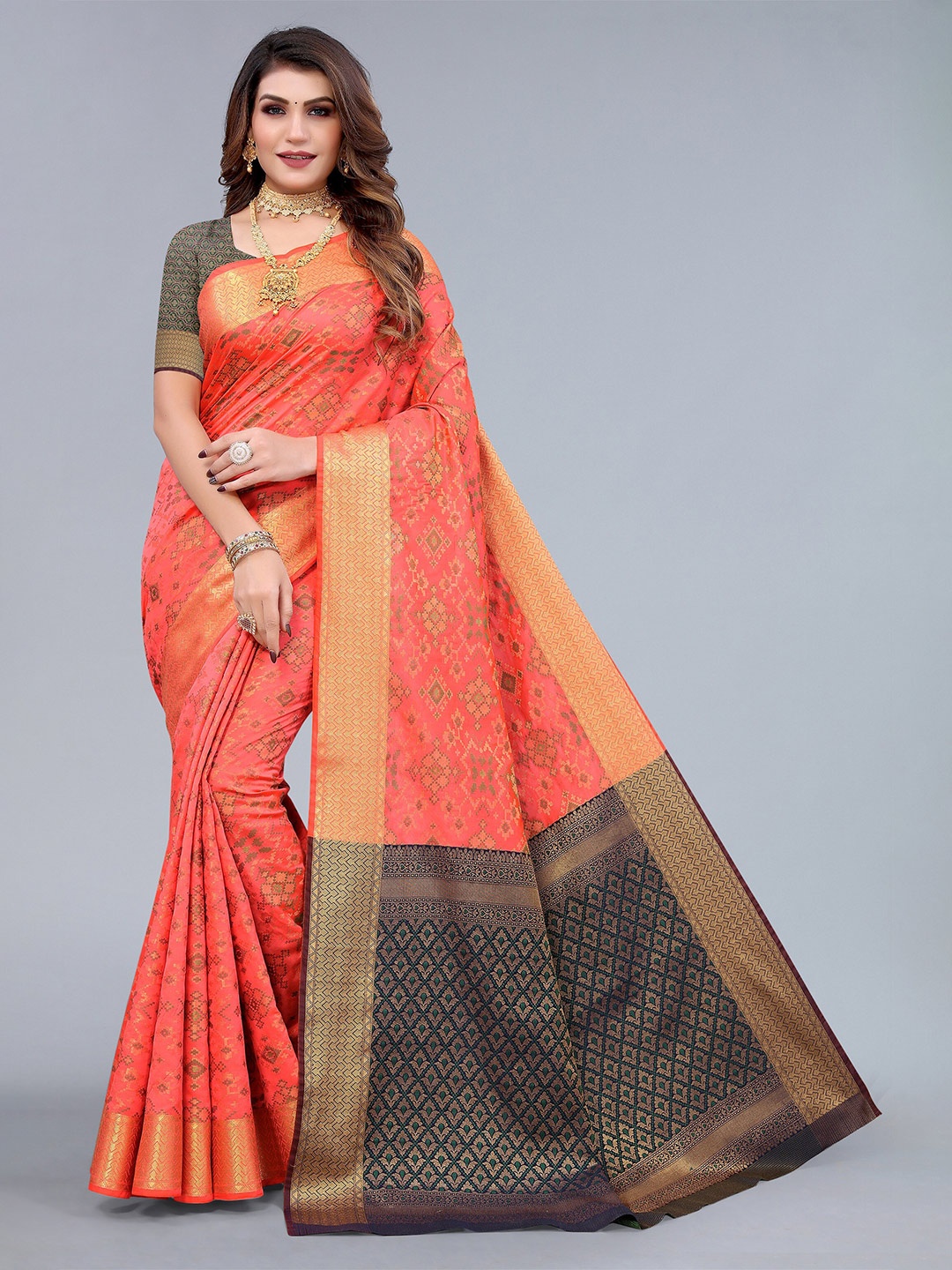 

Nimayaa Ethnic Motif Woven Design Zari Saree, Peach