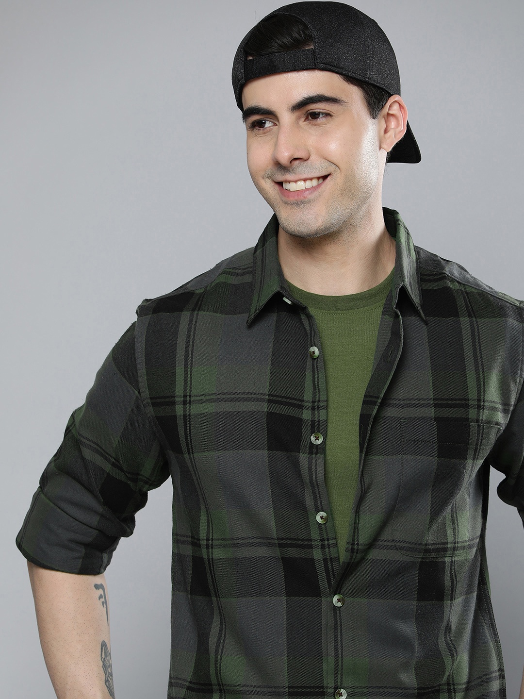 

HERE&NOW Regular Fit Checked Casual Shirt, Olive