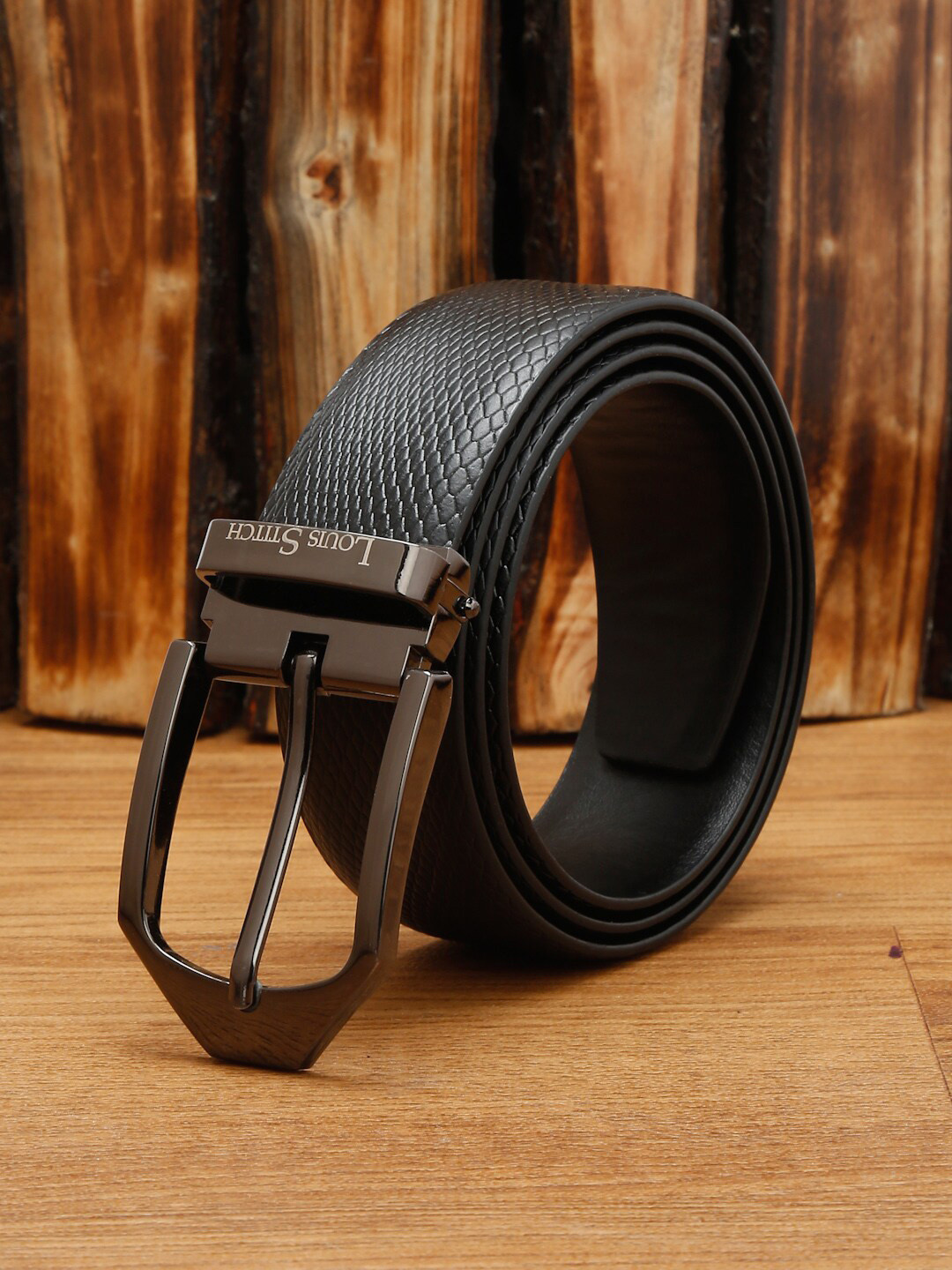 

LOUIS STITCH Men Textured Leather Formal Belt, Black