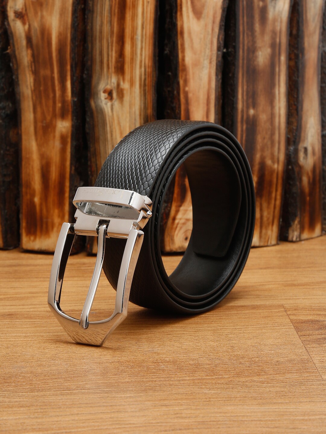 

LOUIS STITCH Men Textured Leather Formal Belt, Black