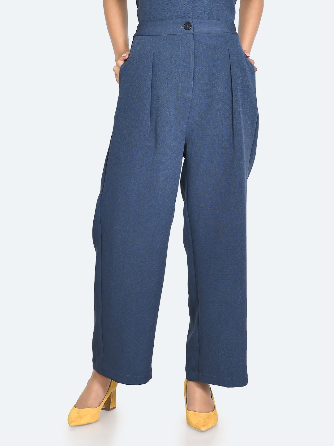 

Zink London Women High-Rise Parallel Trousers, Navy blue