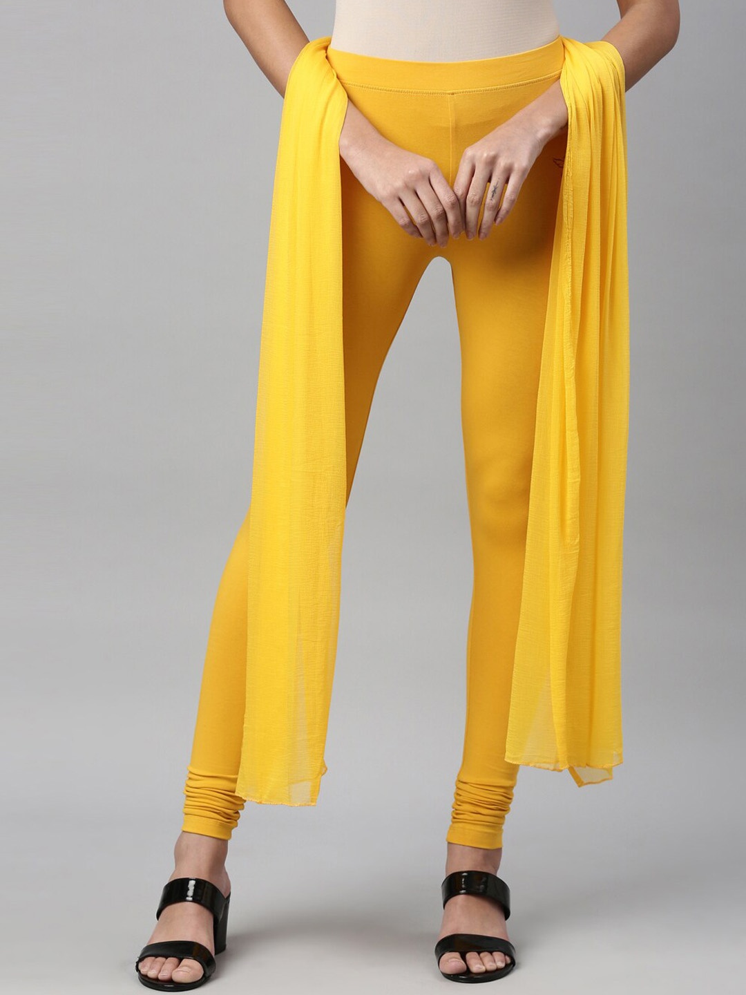 

TWIN BIRDS Women Pack Of 2 Churidar-Length Legging & Shawl, Yellow