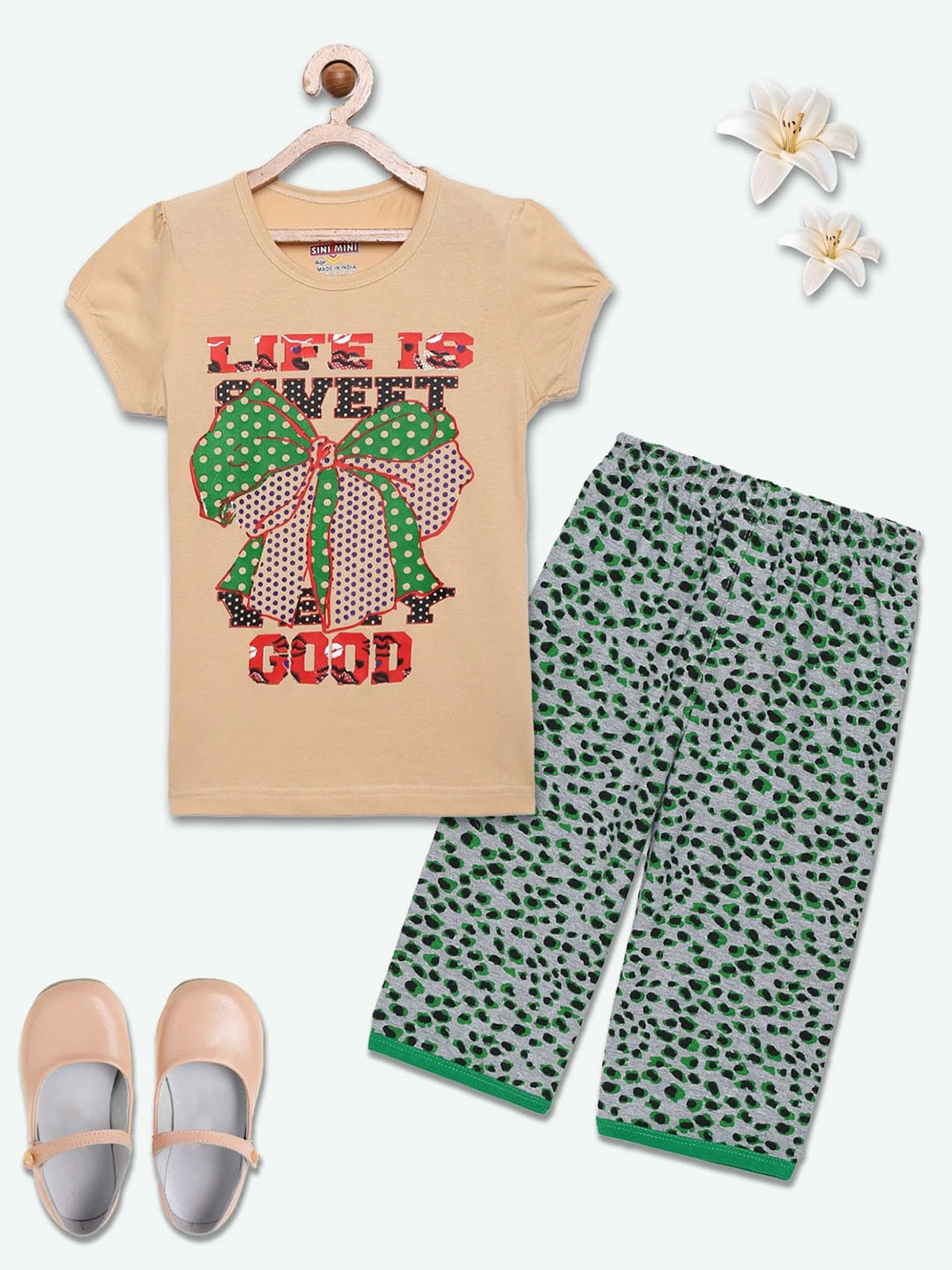 

SINI MINI Girls Printed Night suit, Beige