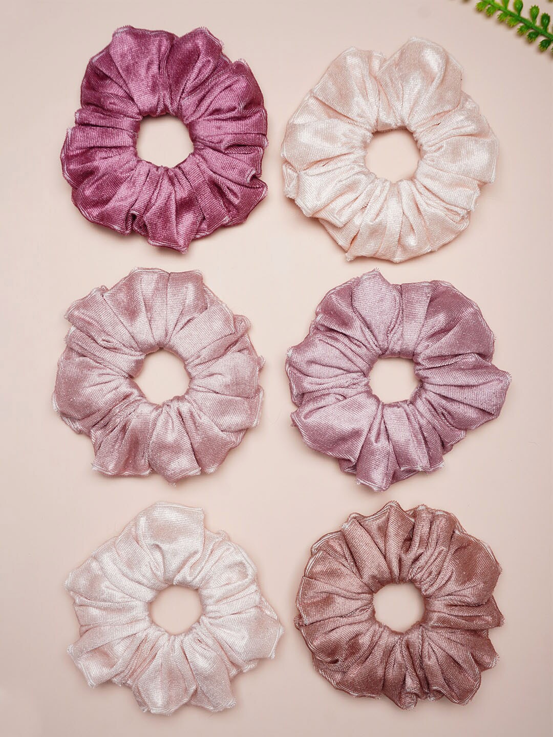 

Ferosh Women Set of 6 Velvet Scrunchies, Pink
