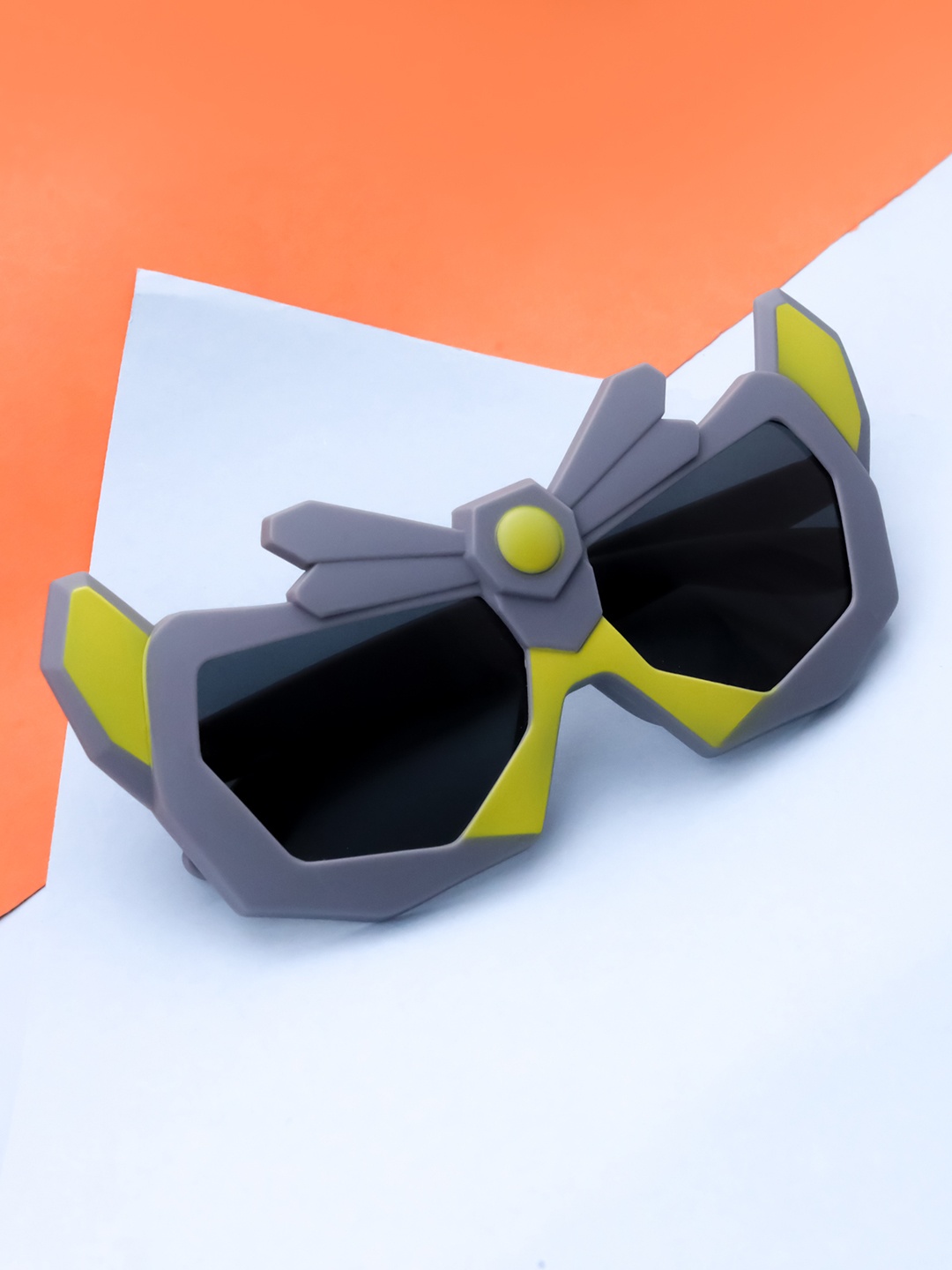 

Spiky Unisex Kids Butterfly Sunglasses with UV Protected Lens, Black
