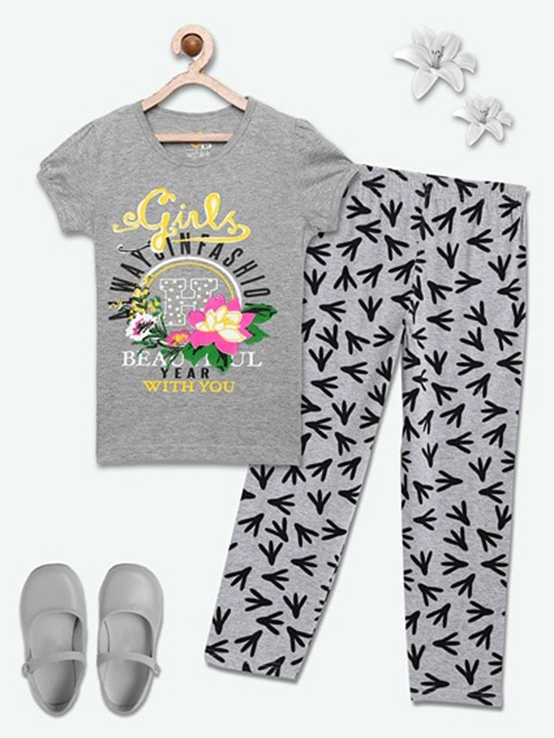 

SINI MINI Girls Printed Night suit, Grey melange
