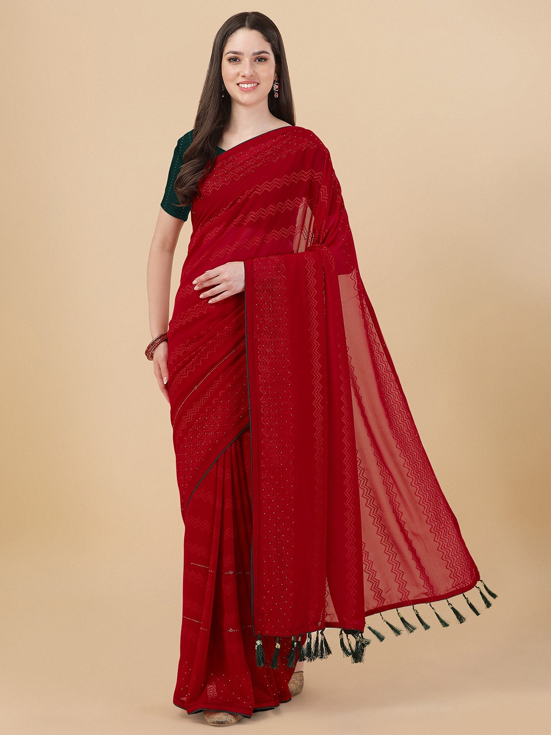 

Mitera Lucknowi Embroidered And Diamond Embellished Georgette Saree, Red
