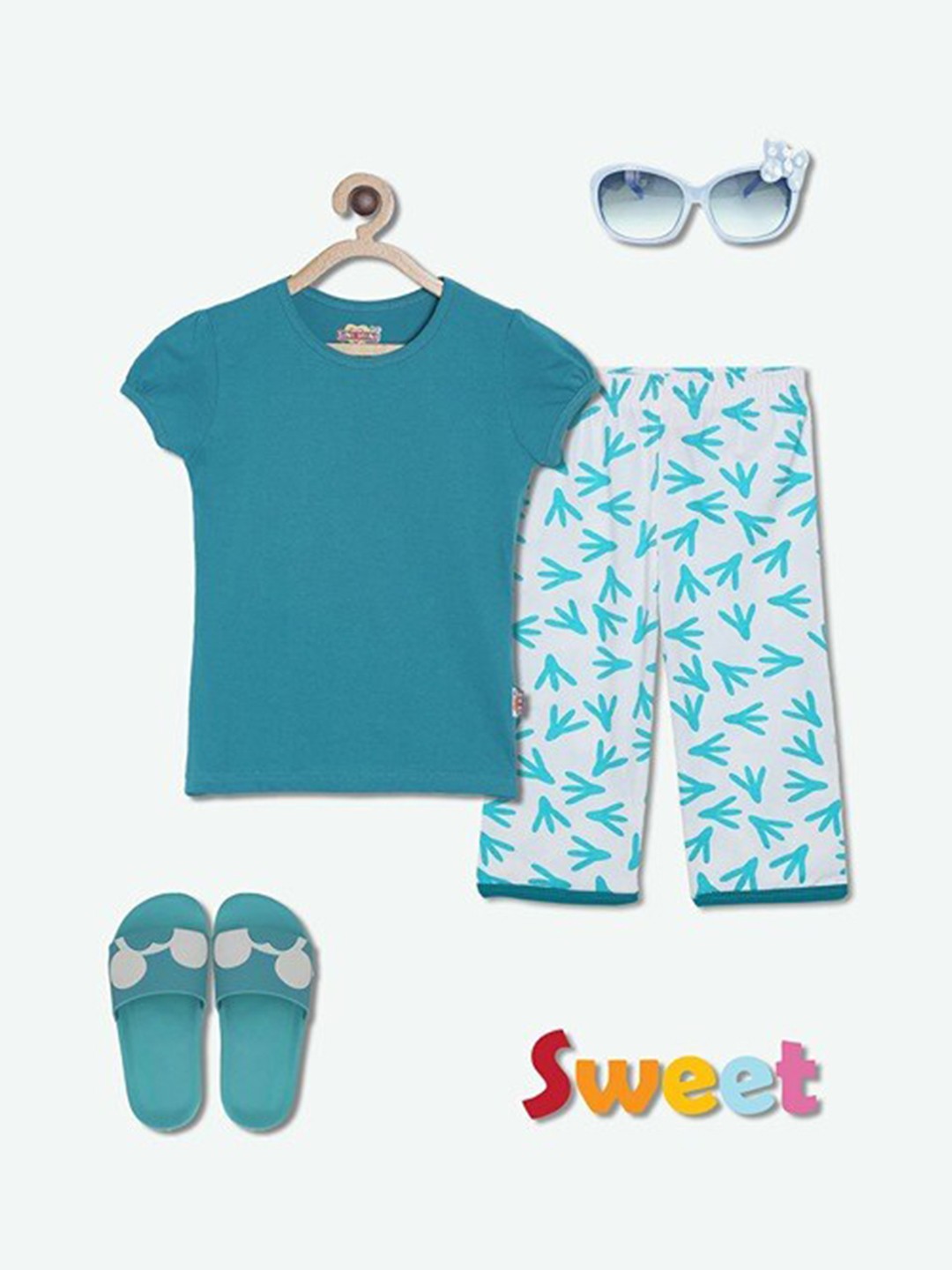 

SINI MINI Girls Conversational Printed Pure Cotton Night Suit, Blue