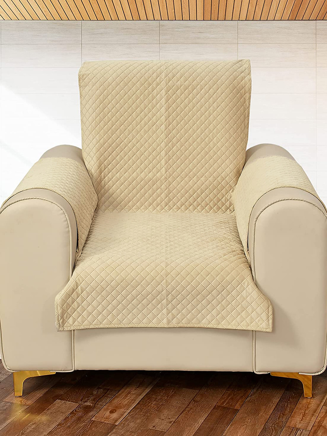 

STITCHNEST Cream-Coloured Criss Cross Patterned Velvet 1-Seater Sofa Cover Protector