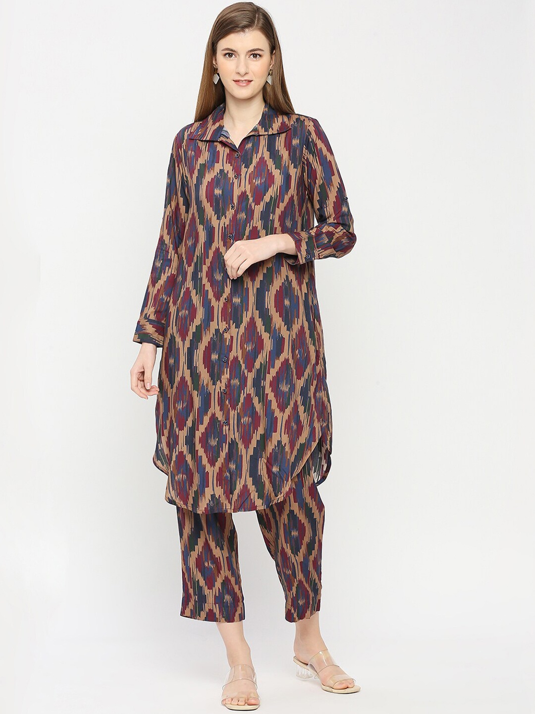 

Cloth Haus India Women Printed Shirt Collar Pathani Kurta, Maroon