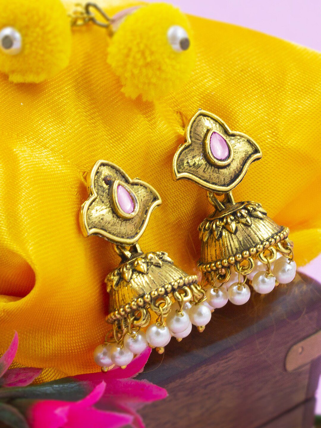 

PRIVIU Gold-Plated Classic Jhumkas Earrings