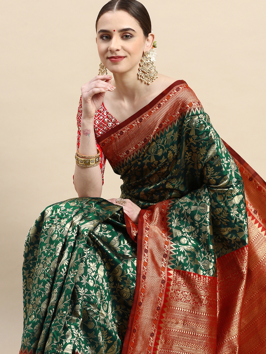 

VAIRAGEE Woven Design Ethnic Motifs Zari Banarasi Saree, Green