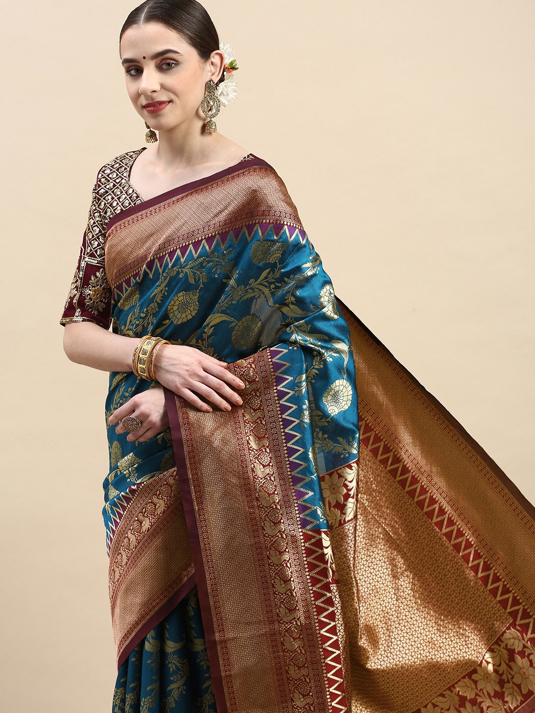 

VAIRAGEE Woven Design Ethnic Motifs Zari Banarasi Saree, Navy blue