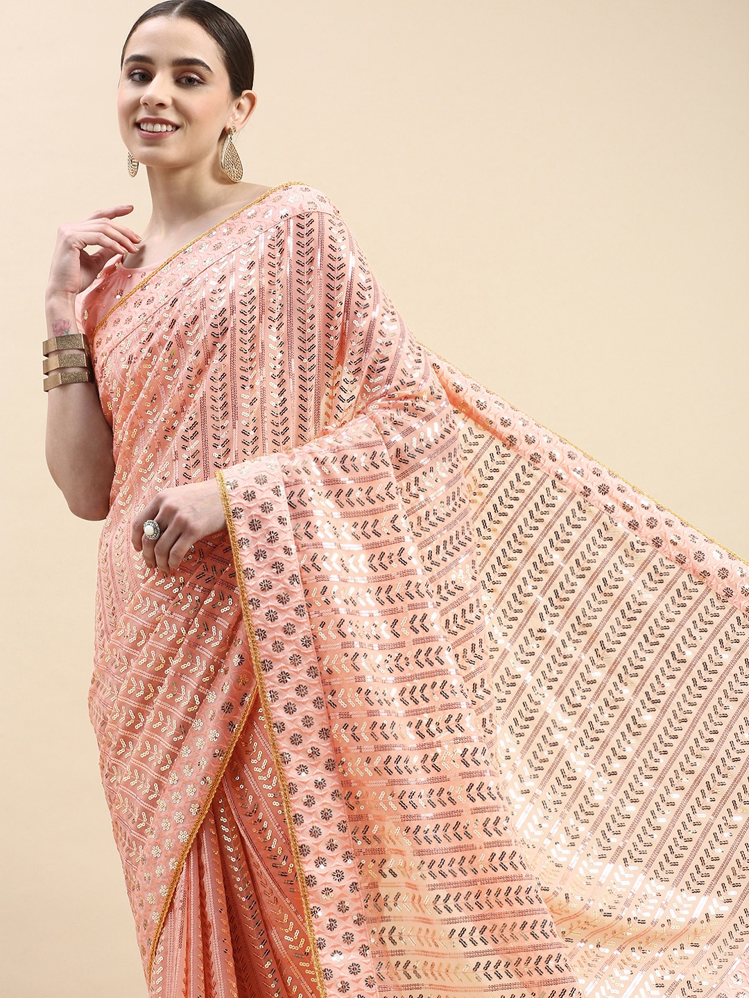 

VAIRAGEE Embellished Ethnic Motifs Sequinned Saree, Rose gold