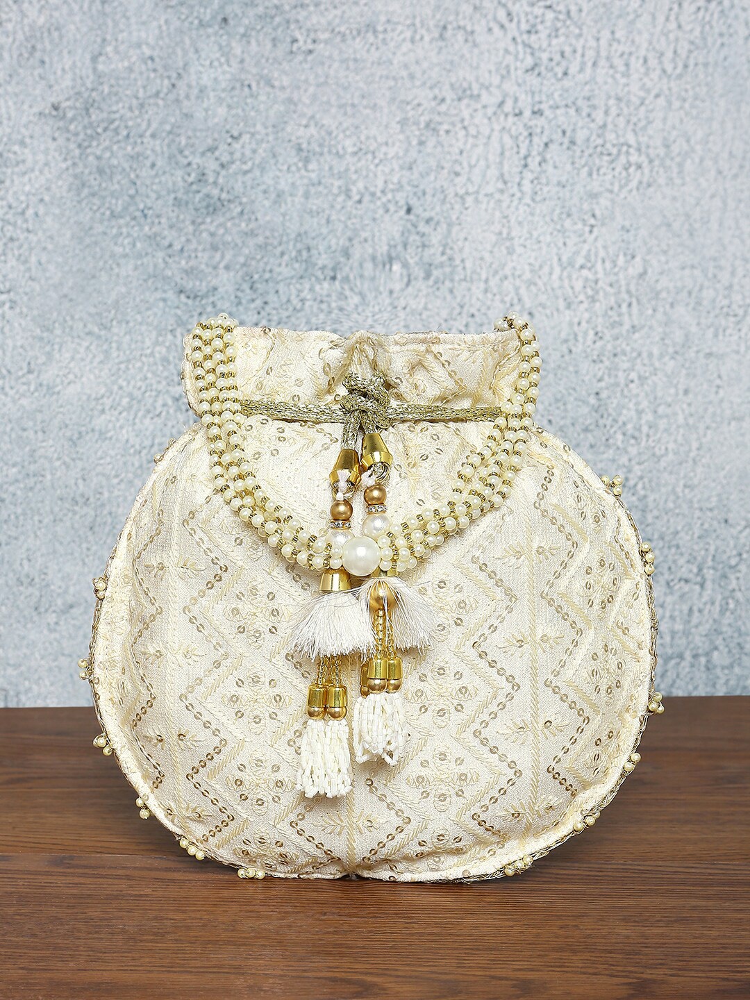 

Peora Women Embroidered Potli Clutch, Cream