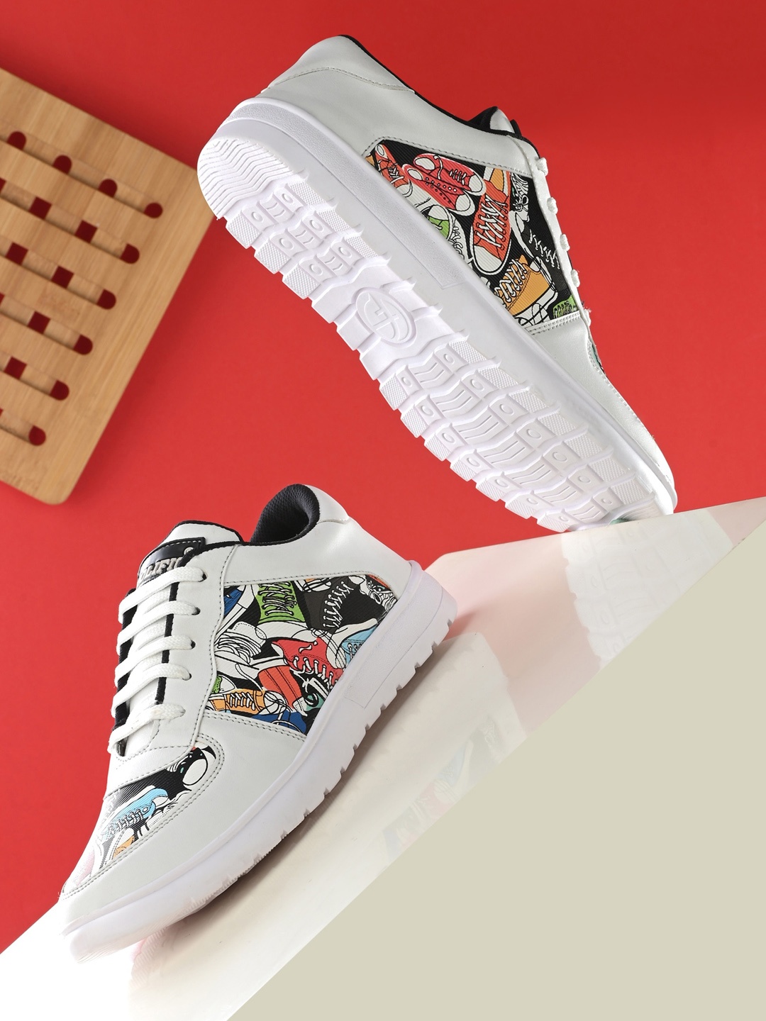 

Prolific Men Printed LightWeight Sneakers, White