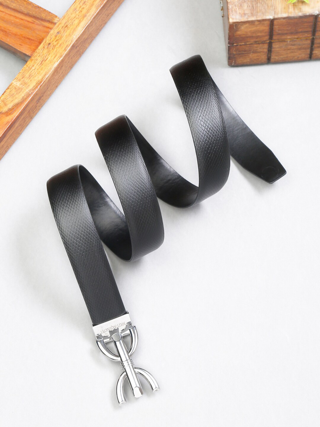 

MUTAQINOTI Men Textured Leather Formal Belt, Black