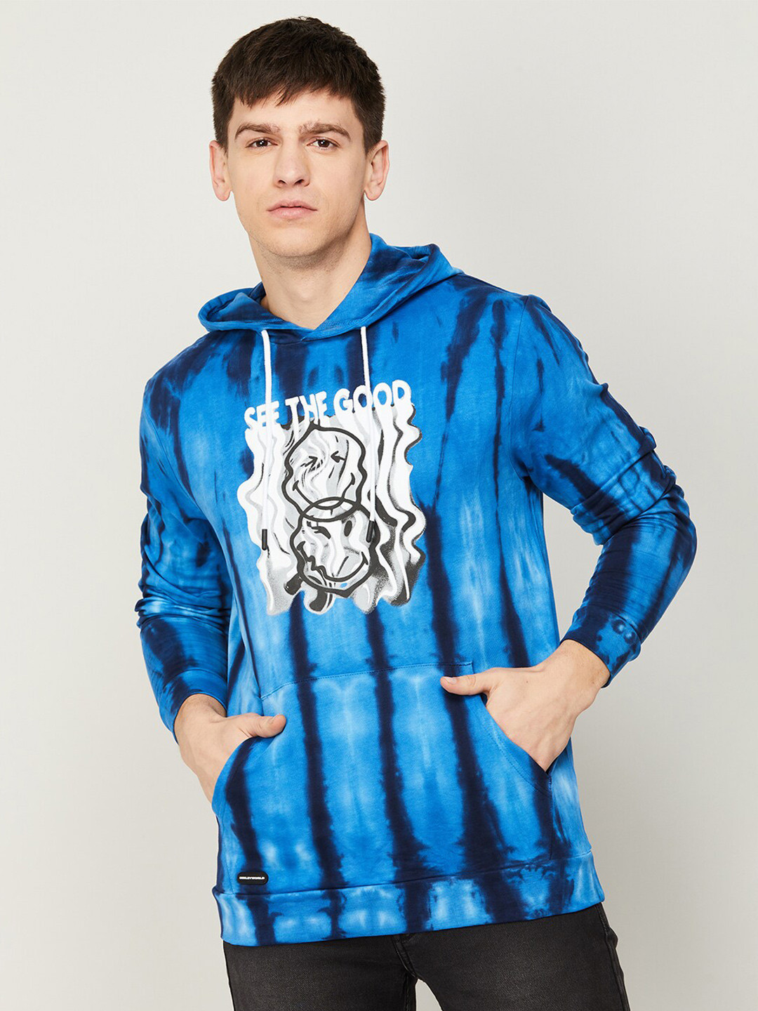 

SmileyWorld Men Blue Printed Hooded Sweatshirt