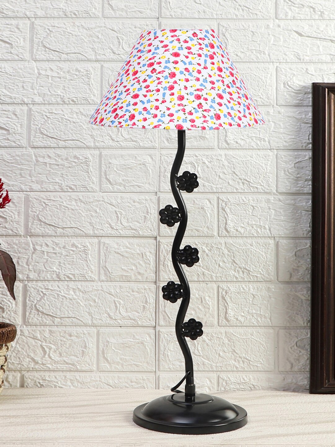 

Devansh White & Pink Floral Printed Cotton Zig Zag Table Lamp With Iron Base