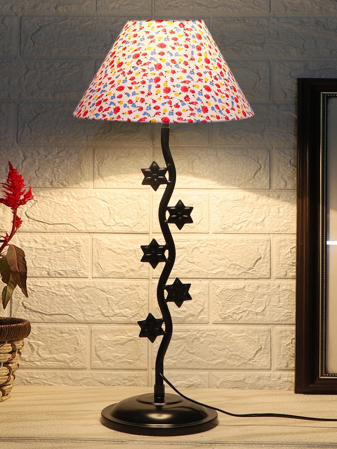 

Devansh White & Pink Floral Printed Cotton Zig Zag Table Lamp With Iron Base