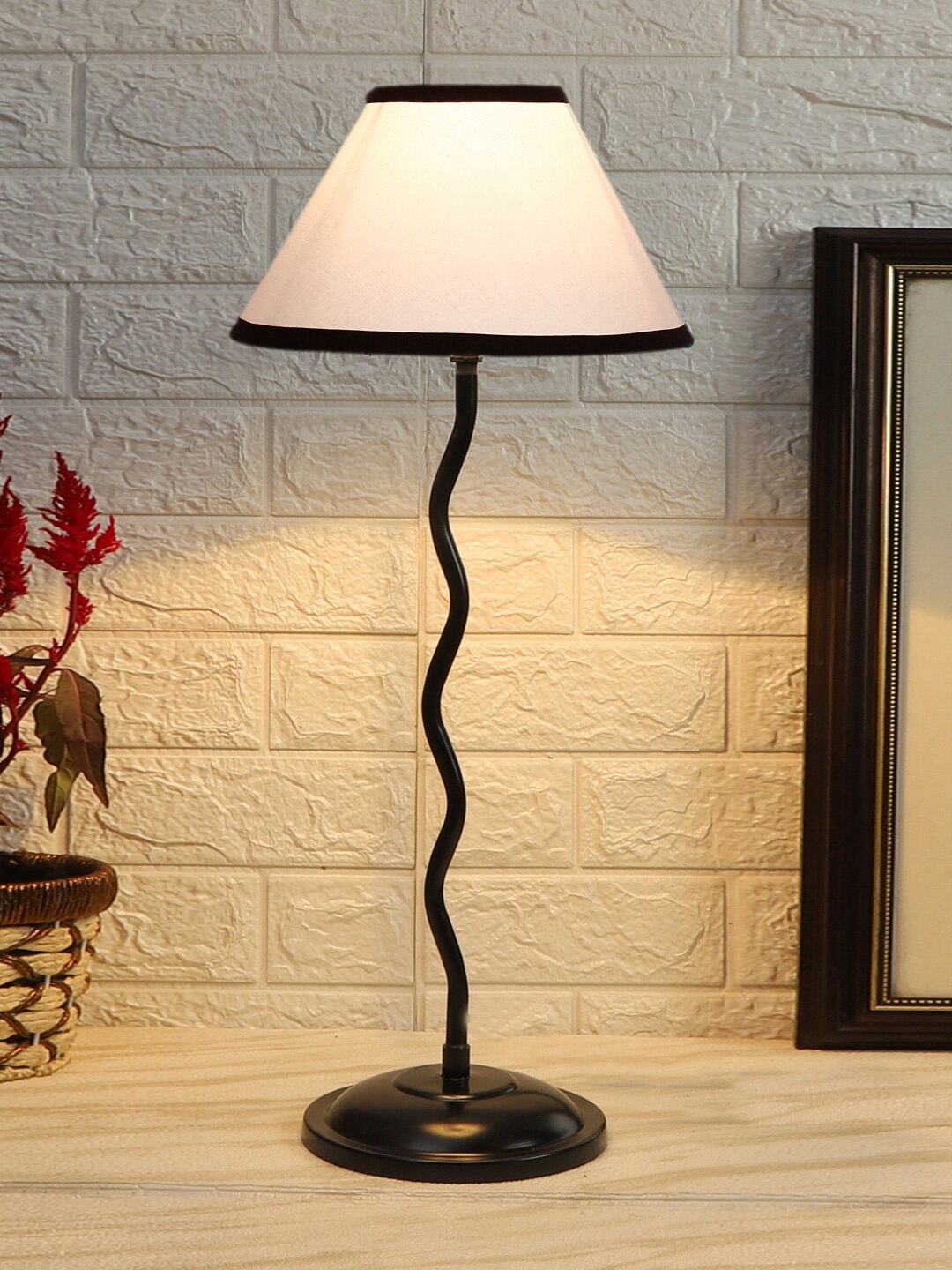 

Devansh White & Black Textured Cotton Zig Zag Table Lamp With Iron Base